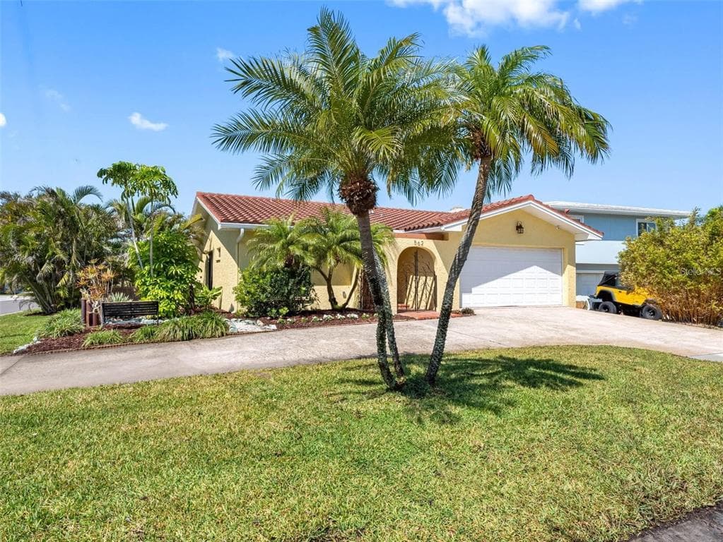 562 JOHNS PASS AVENUE, MADEIRA BEACH, FL 33708 — zdjęcie 2