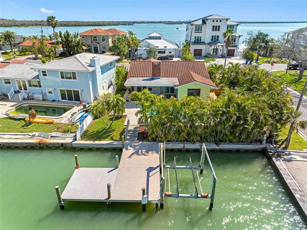 562 JOHNS PASS AVENUE, MADEIRA BEACH, FL 33708 — zdjęcie 3