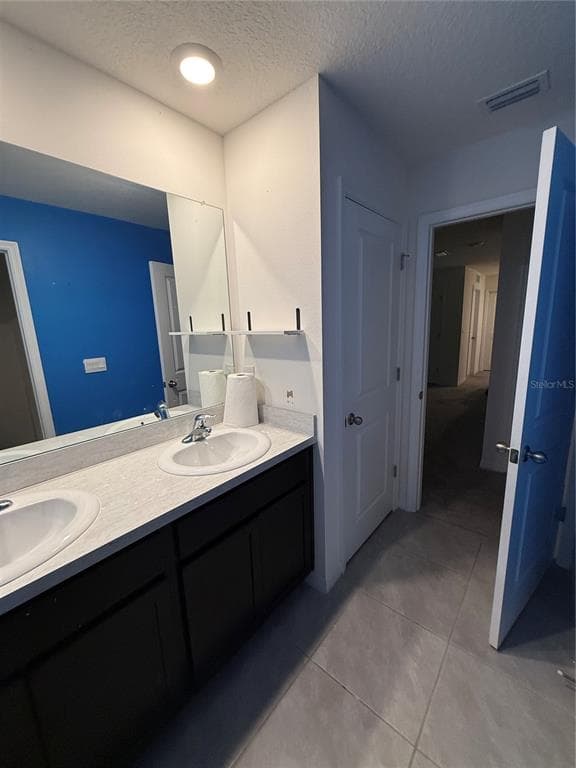 7499 SAIL CLOVER LANE, ZEPHYRHILLS, FL 33540 — zdjęcie 4
