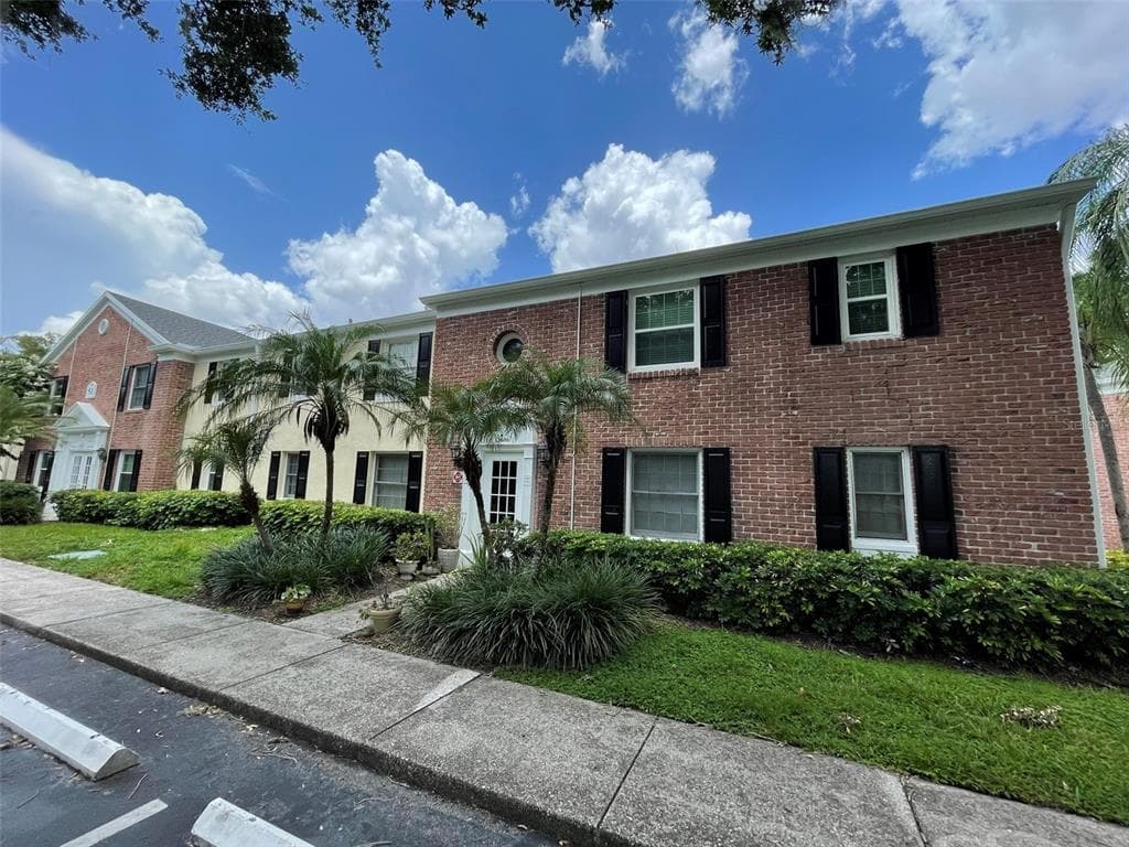 13686 ORANGE SUNSET DR # 201, TAMPA, FL 33618 — zdjęcie 4