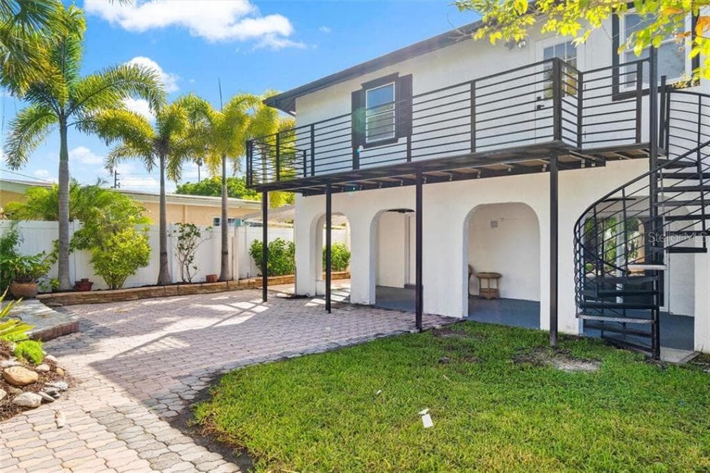 307 161ST AVENUE, REDINGTON BEACH, FL 33708 — zdjęcie 2