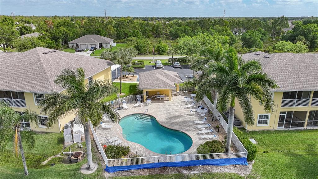 1295 SAXONY CIRCLE # 2103, PUNTA GORDA, FL 33983 — zdjęcie 3