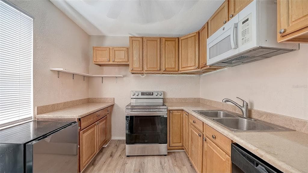 420 KUMQUAT COURT, SARASOTA, FL 34236 — zdjęcie 4