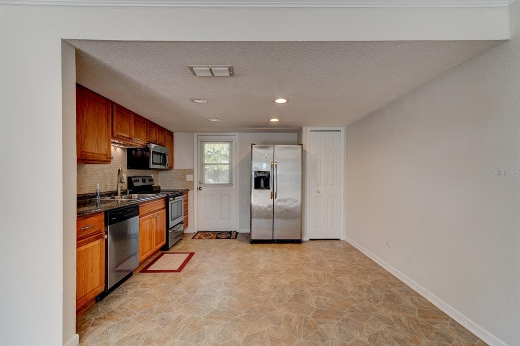 712-714 OAKWOOD AVENUE, NEW SMYRNA BEACH, FL 32169 — zdjęcie 5