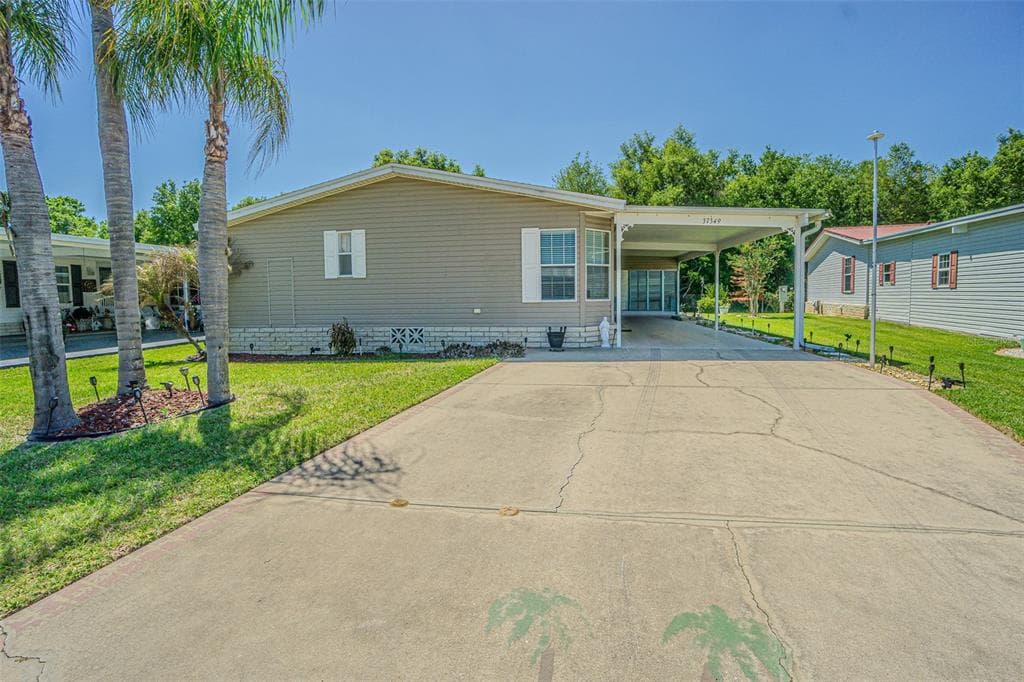 37349 GILL AVENUE, ZEPHYRHILLS, FL 33541