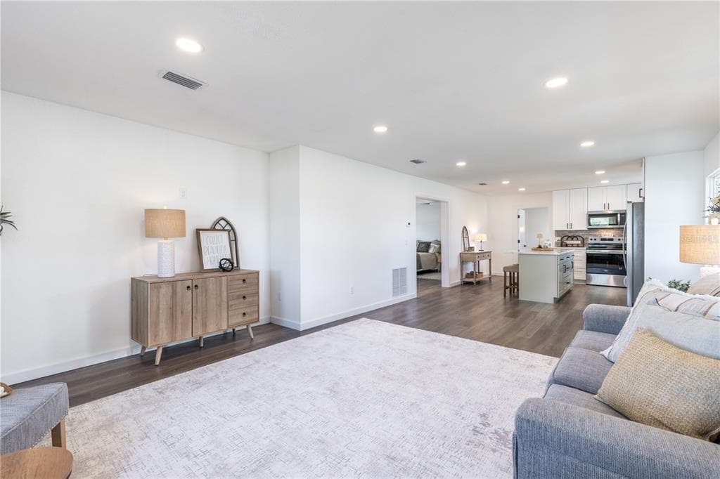 1201 SHERMAN AVENUE, TAVARES, FL 32778 — zdjęcie 4