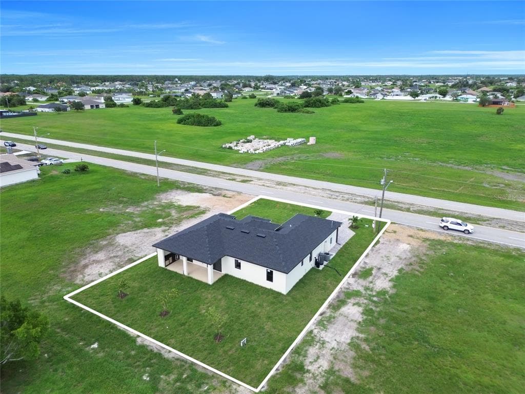 2720 SANTA BARBARA BOULEVARD N, CAPE CORAL, FL 33993 — zdjęcie 2