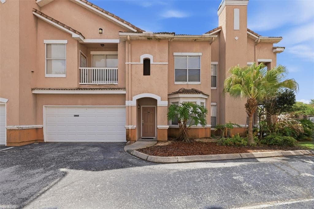 10504 VILLA VIEW CIRCLE, TAMPA, FL 33647