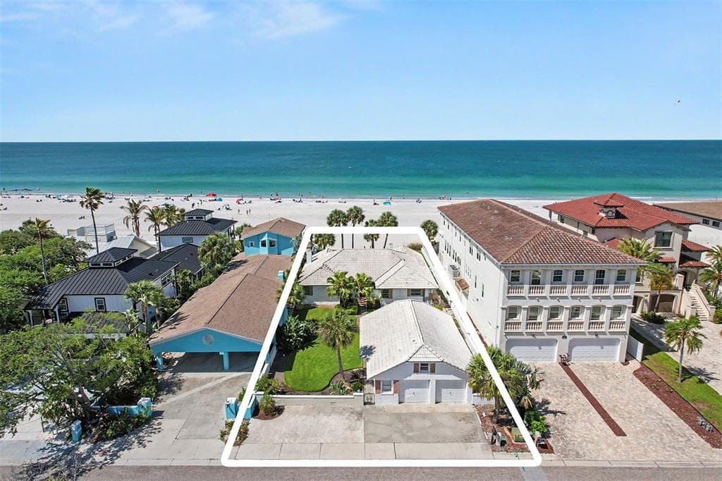 18206 SUNSET BOULEVARD, REDINGTON SHORES, FL 33708