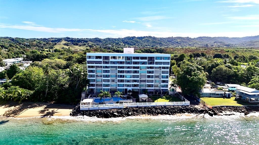 429 C. PORTO VECCHIO # 401, RINCON, PR 00677