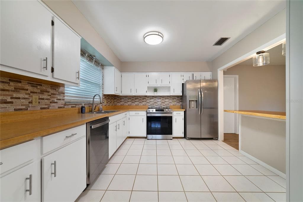 146 MAYFAIR COURT, SANFORD, FL 32771 — zdjęcie 4