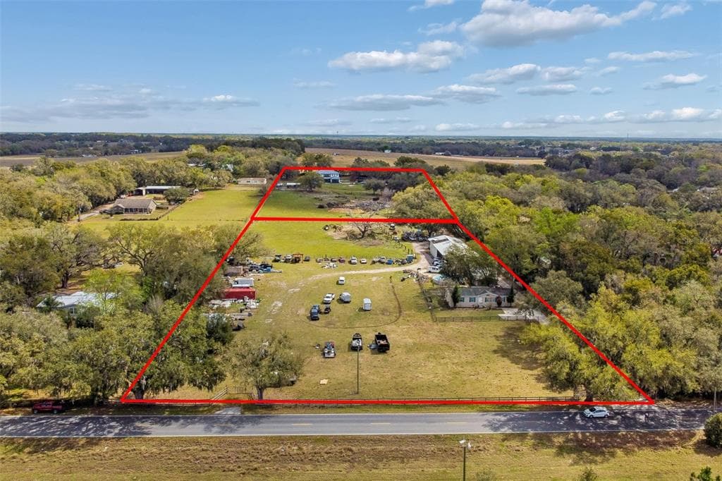 8236 WIRE ROAD, ZEPHYRHILLS, FL 33540 — zdjęcie 2