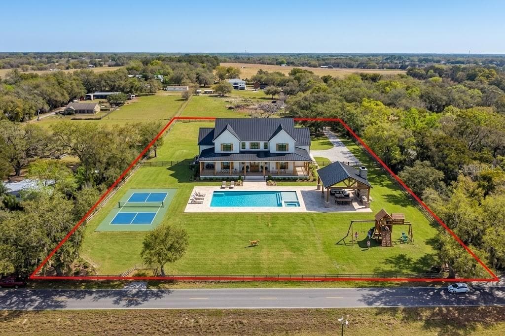 8236 WIRE ROAD, ZEPHYRHILLS, FL 33540 — zdjęcie 4