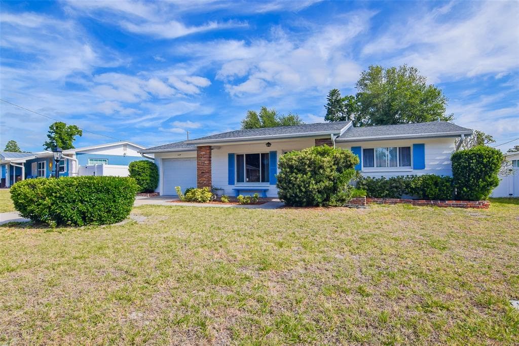 11319 70TH TERRACE, SEMINOLE, FL 33772