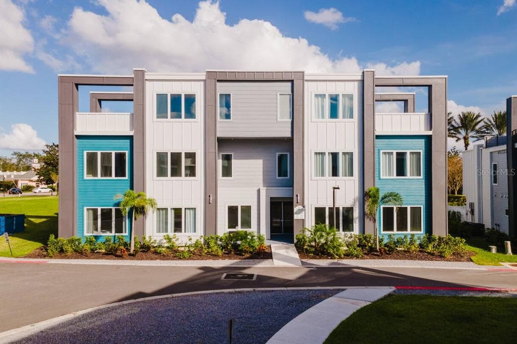 7760 SANDY RIDGE DRIVE # 226, REUNION, FL 34747