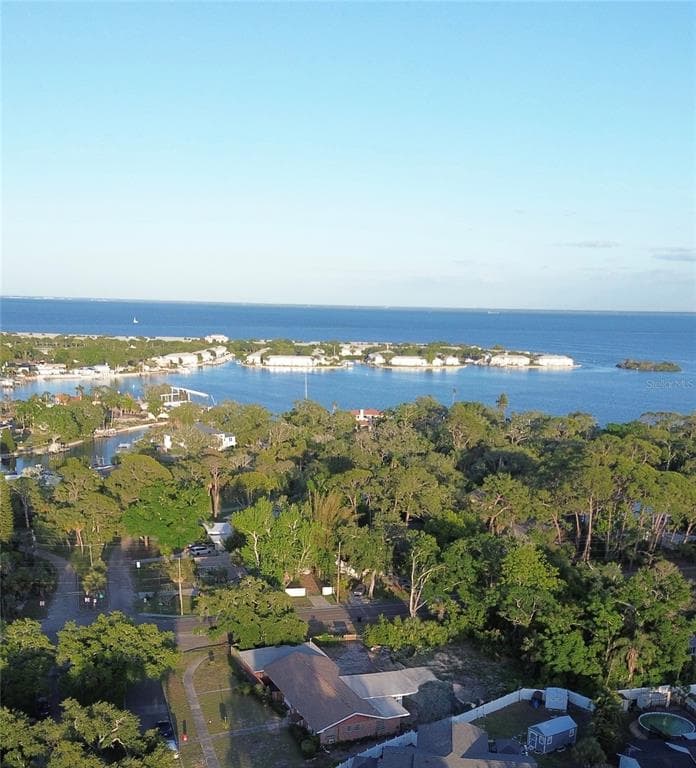 400 LAKE MAGGIORE BOULEVARD S, ST PETERSBURG, FL 33705 — zdjęcie 2