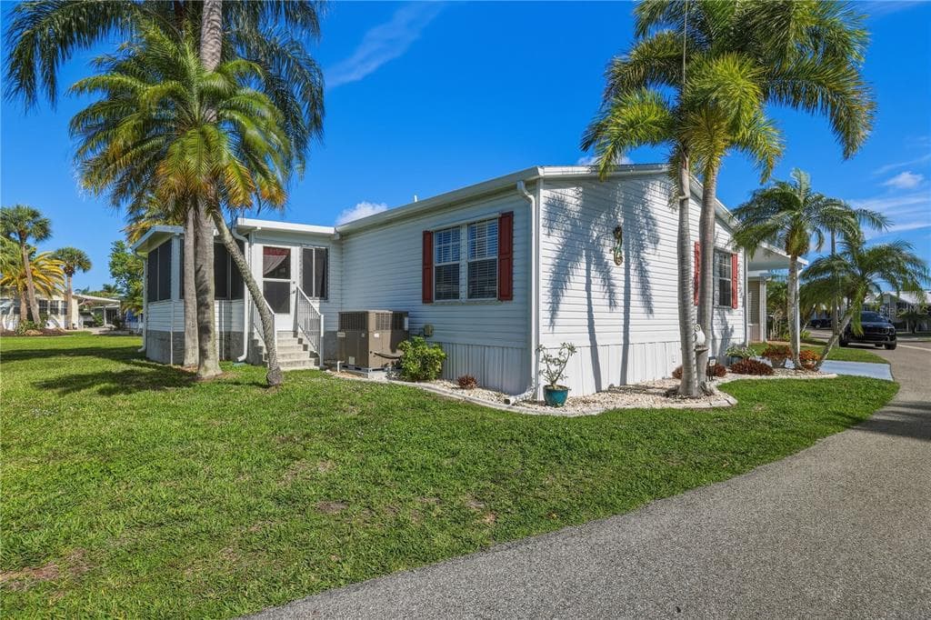 2100 KINGS HIGHWAY # 401, PORT CHARLOTTE, FL 33980 — zdjęcie 2