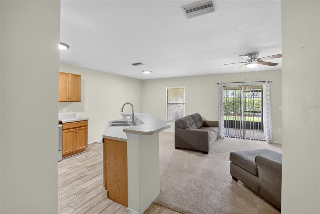 2605 OLEANDER LAKES DRIVE, BRANDON, FL 33511 — zdjęcie 4