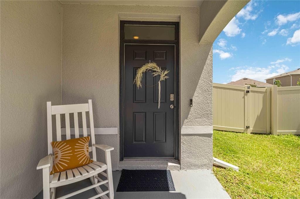 8354 HARDY BAY LOOP, WESLEY CHAPEL, FL 33545 — zdjęcie 2