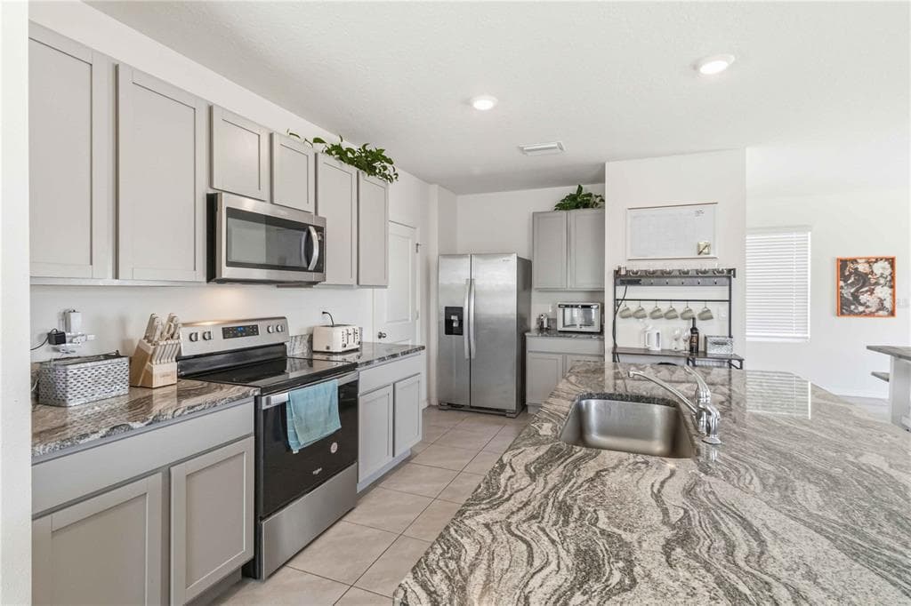 8354 HARDY BAY LOOP, WESLEY CHAPEL, FL 33545 — zdjęcie 5