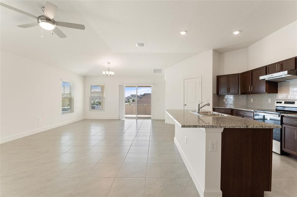 9239 WESTSIDE HILLS DR, DAVENPORT, FL 33896 — zdjęcie 3