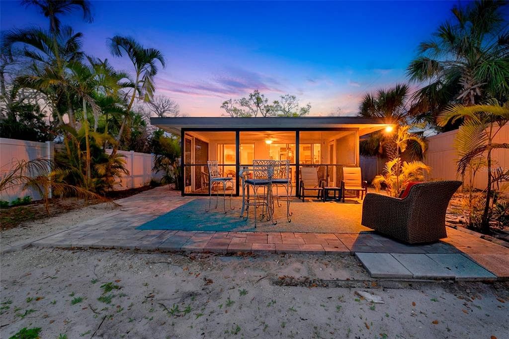 8456 MIDNIGHT PASS ROAD, SARASOTA, FL 34242 — zdjęcie 2