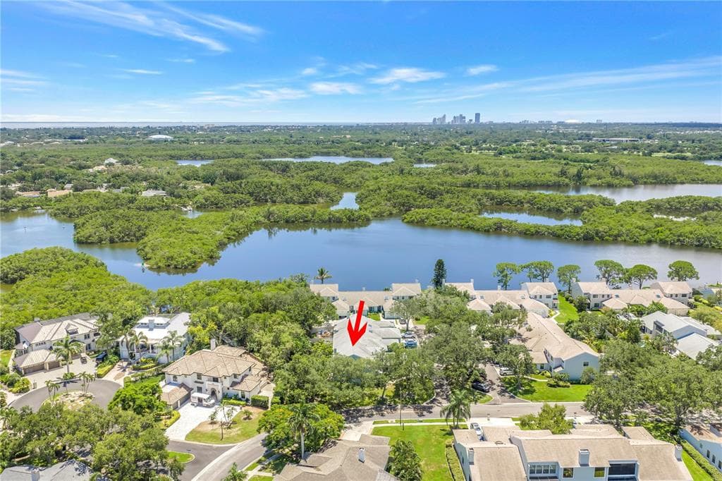 1092 SANABEL COURT NE, ST PETERSBURG, FL 33702 — zdjęcie 2