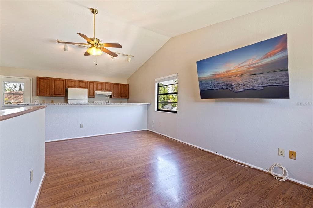 334 CROSSWINDS DRIVE, PALM HARBOR, FL 34683 — zdjęcie 2
