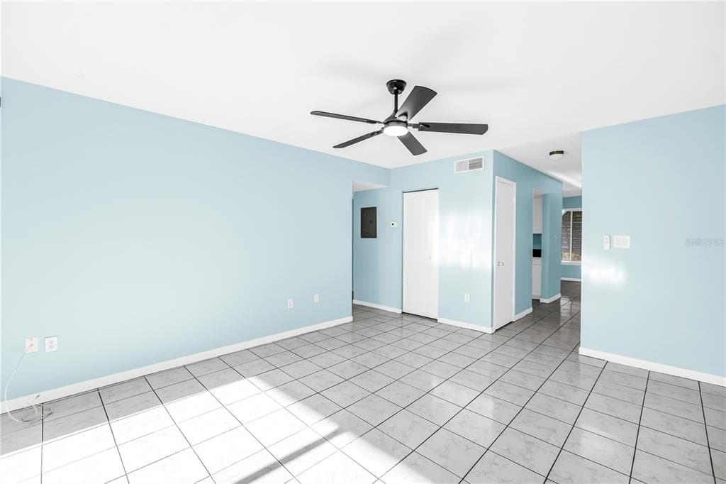 3795 41ST LANE S # H, ST PETERSBURG, FL 33711 — zdjęcie 4