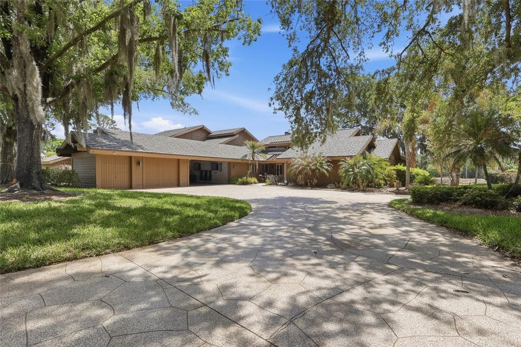 29922 BAYWOOD LANE, WESLEY CHAPEL, FL 33543