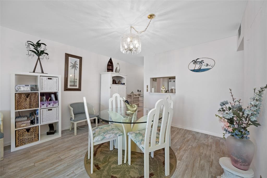 285 107TH AVENUE # 306, TREASURE ISLAND, FL 33706 — zdjęcie 5