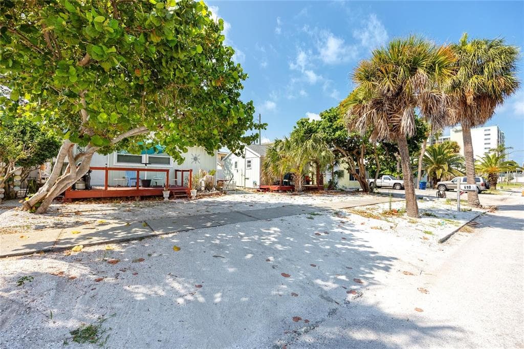608 72ND AVENUE, ST PETE BEACH, FL 33706
