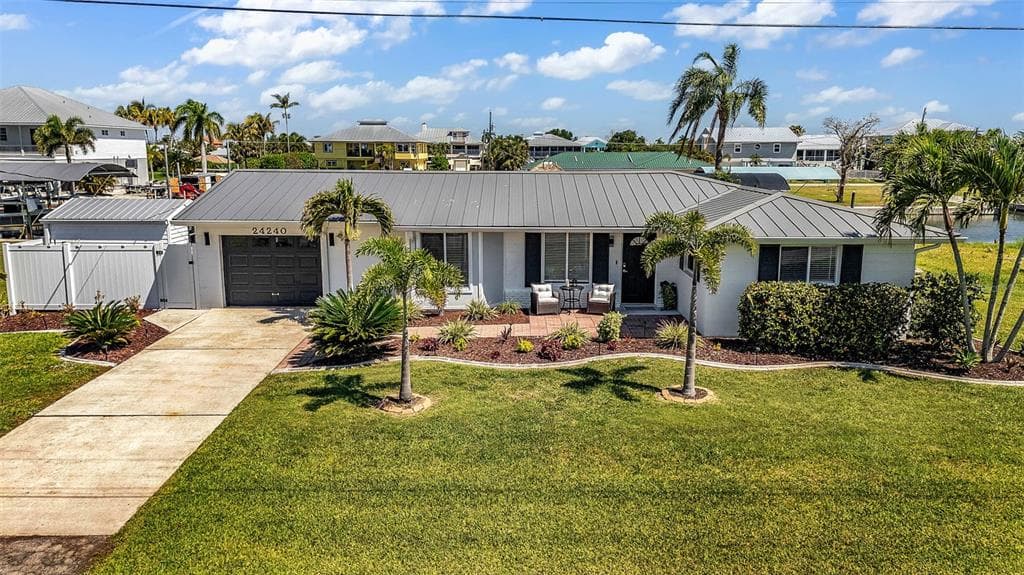 24240 HENRY MORGAN BLVD, PUNTA GORDA, FL 33955 — zdjęcie 3