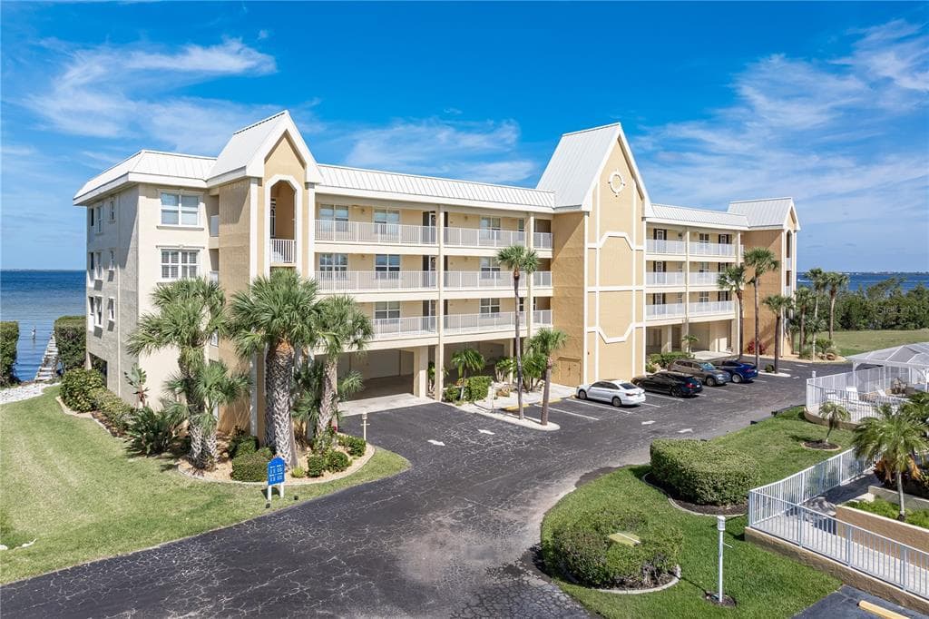 101 N MARION COURT # 215, PUNTA GORDA, FL 33950