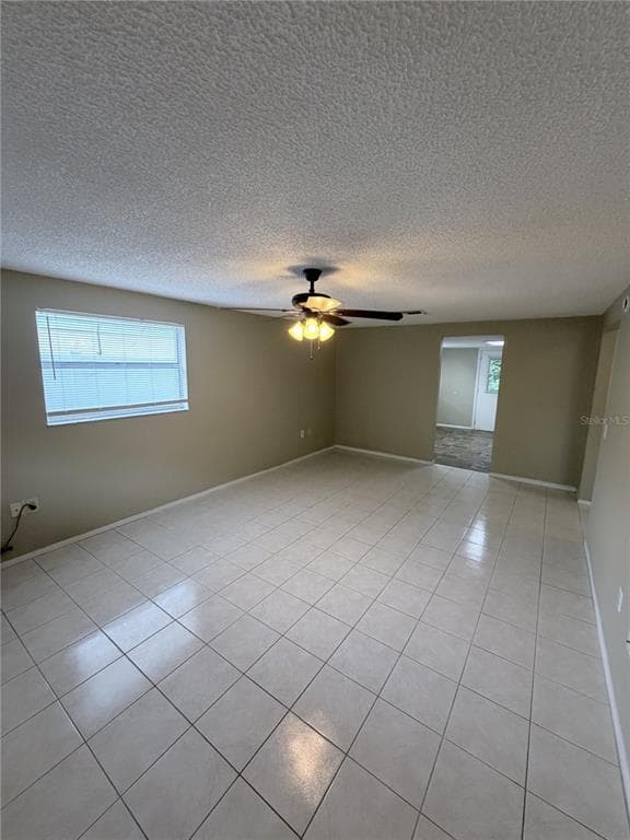 7731 CHAPEL AVENUE, PORT RICHEY, FL 34668 — zdjęcie 4