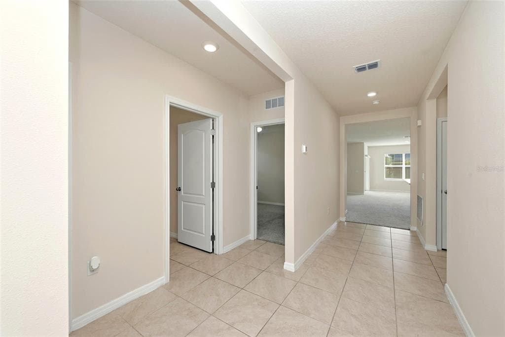 2725 DUMONT LANE, TAVARES, FL 32778 — zdjęcie 2