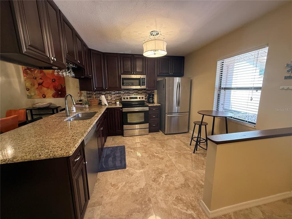 38350 IRONWOOD PLACE # 5, ZEPHYRHILLS, FL 33542 — zdjęcie 4