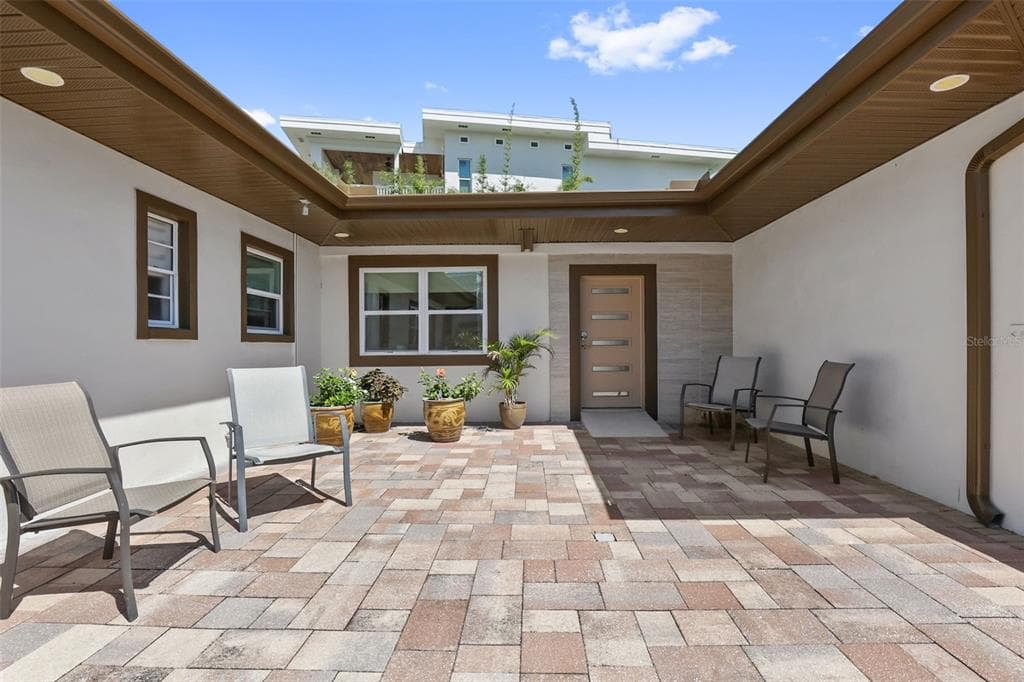 25 SANDPIPER ROAD, TAMPA, FL 33609 — zdjęcie 2