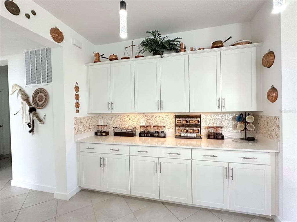 8608 SAINT KITTS CIRCLE, ENGLEWOOD, FL 34224 — zdjęcie 2