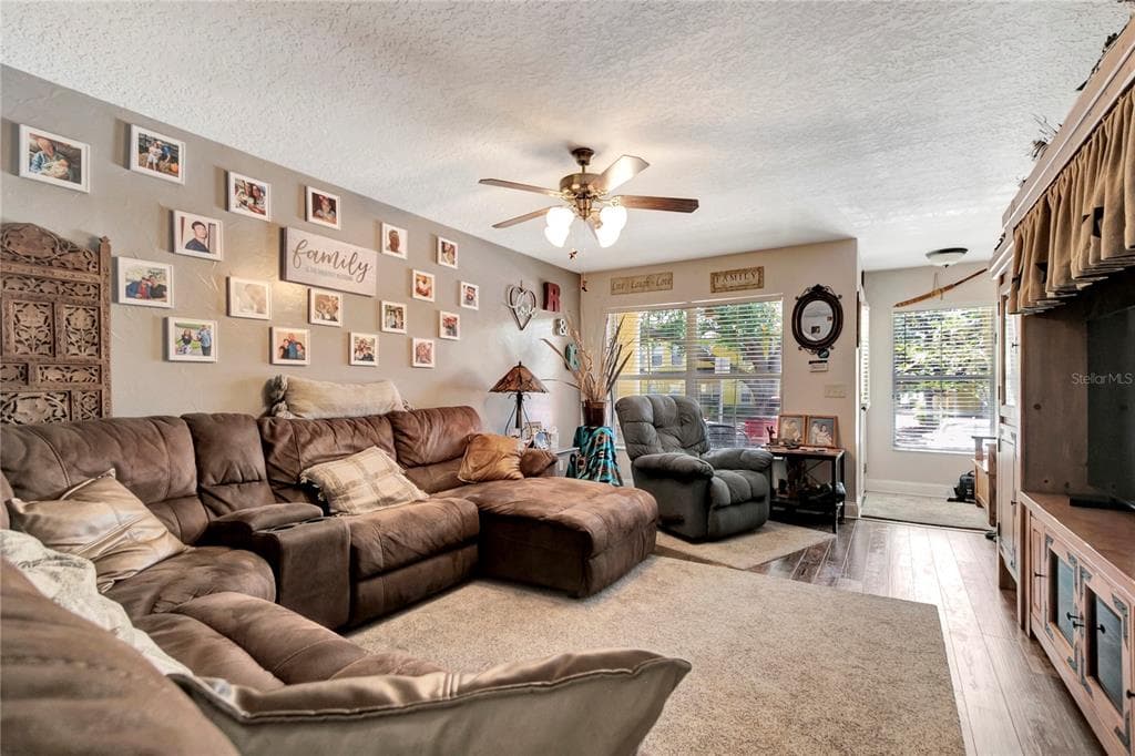 213 DRAW BRIDGE LANE, VALRICO, FL 33594 — zdjęcie 5