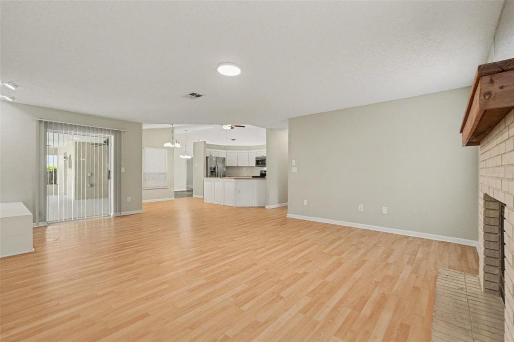 9389 FOX HOLLOW LANE, WEEKI WACHEE, FL 34613 — zdjęcie 5