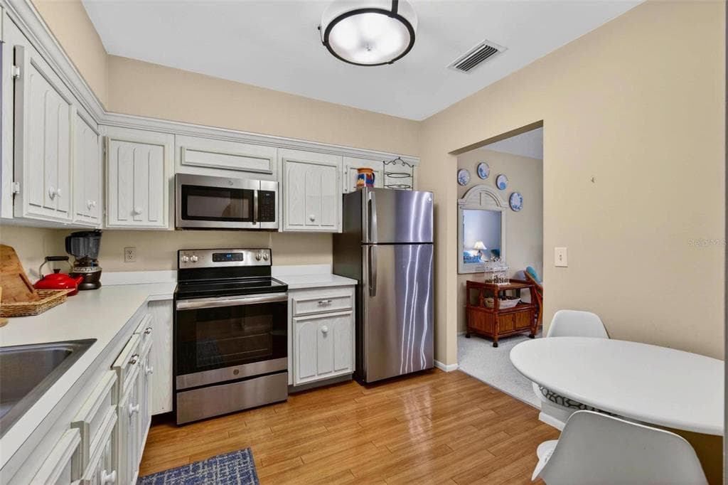 701 POINSETTIA ROAD # 308, BELLEAIR, FL 33756 — zdjęcie 4