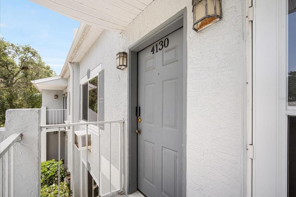 4130 DOLPHIN DRIVE # 203, TAMPA, FL 33617 — zdjęcie 2