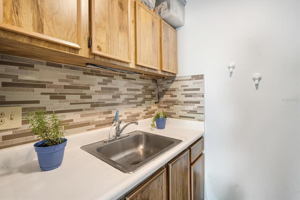 4130 DOLPHIN DRIVE # 203, TAMPA, FL 33617 — zdjęcie 5