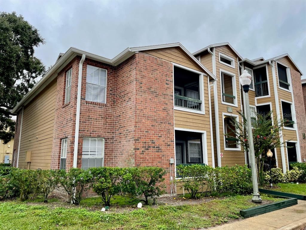 4225 THORNBRIAR LANE # 201, ORLANDO, FL 32822
