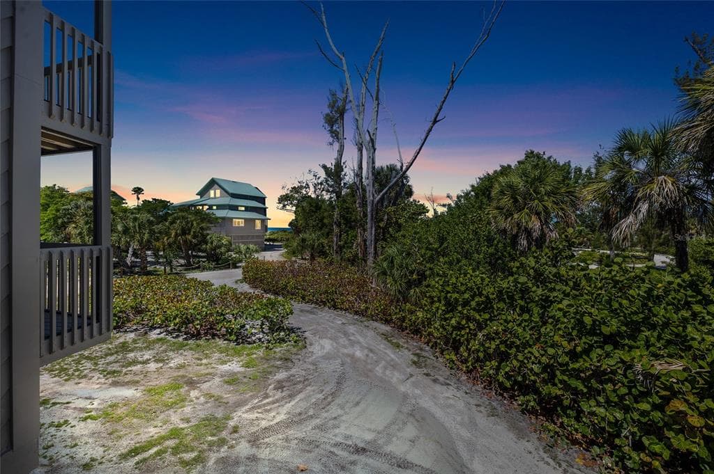 9200 LITTLE GASPARILLA # 304, PLACIDA, FL 33946 — zdjęcie 4