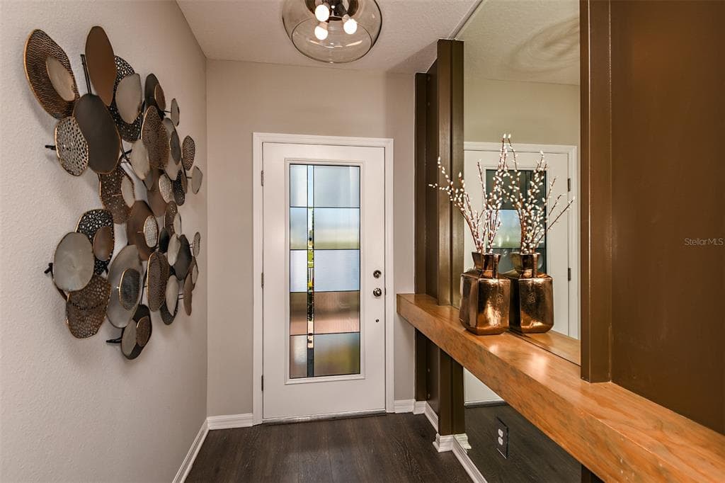 591 DARSHIRE AVENUE, EUSTIS, FL 32736 — zdjęcie 2