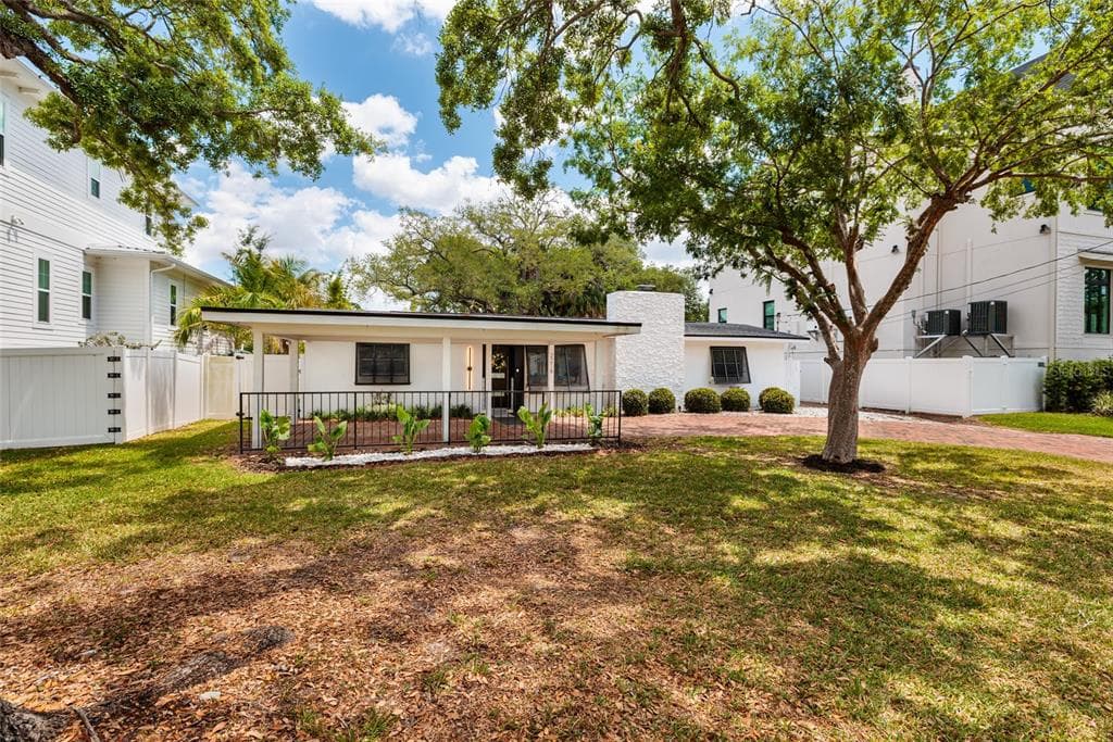 2216 S OCCIDENT STREET, TAMPA, FL 33629