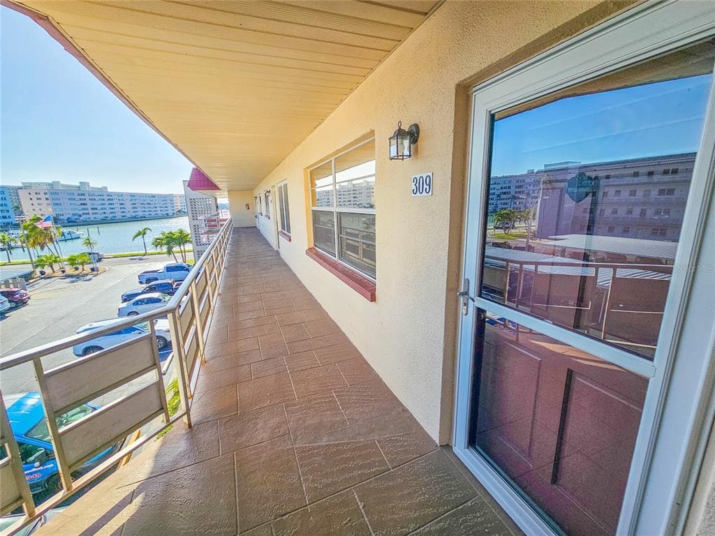 3010 59TH STREET S # 309, GULFPORT, FL 33707 — zdjęcie 3