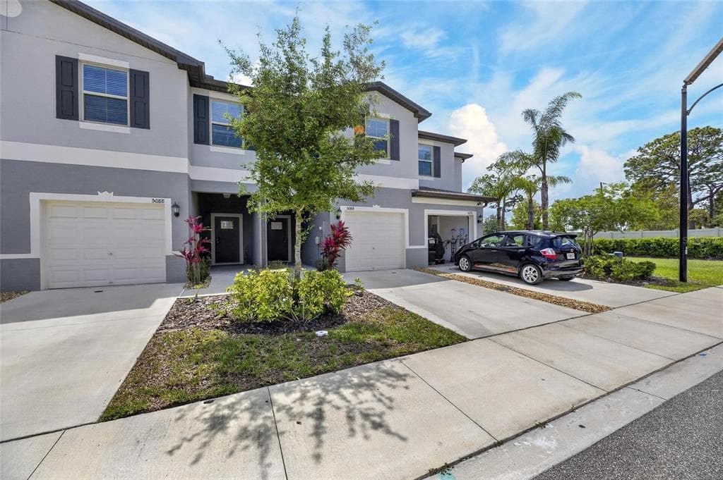 5084 FORUM BLVD, HOLIDAY, FL 34690 — zdjęcie 3